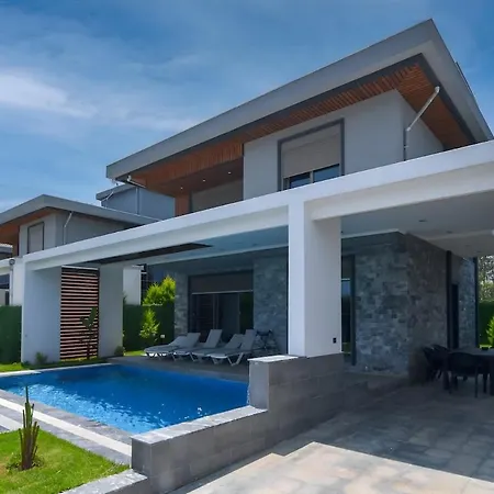 Antalya Luxury 3 Villa Belek