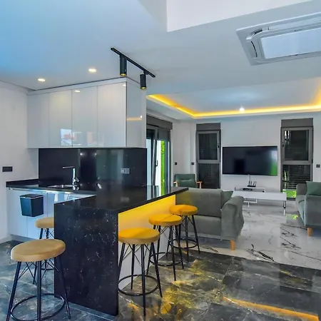 Antalya Luxury 3 Villa *
