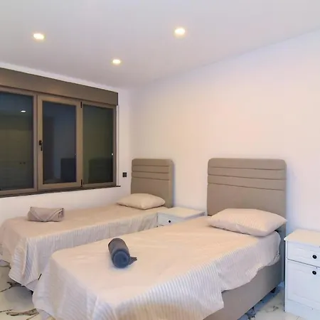 Antalya Luxury 3 *